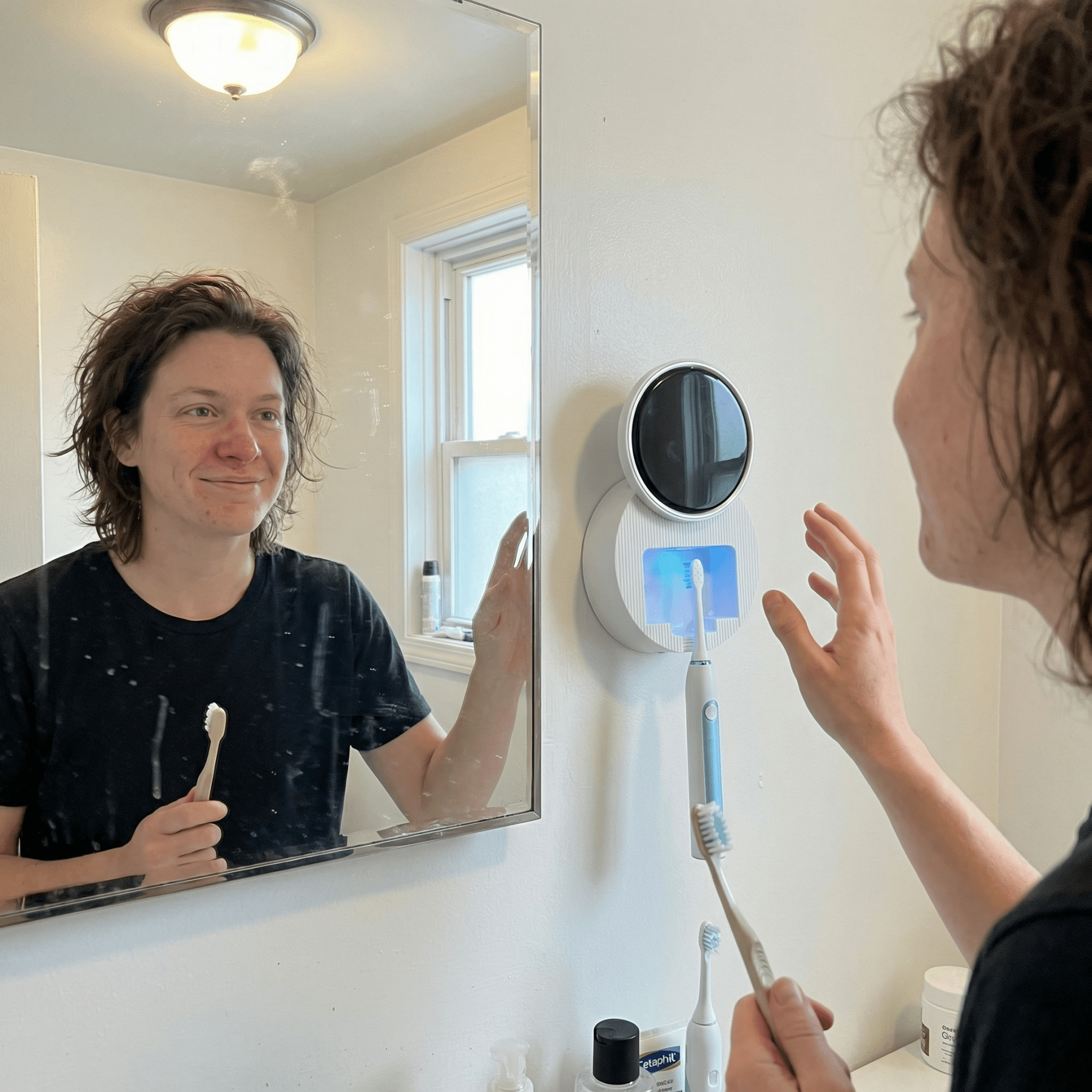SmartGuard - NextGen toothbrush sterilizer - OrellaUV